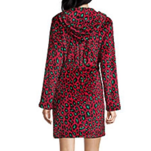 🔥 Sleep Chic NWT Plush Short Robe XXL Red Green Animal Print - Picture 3 of 14